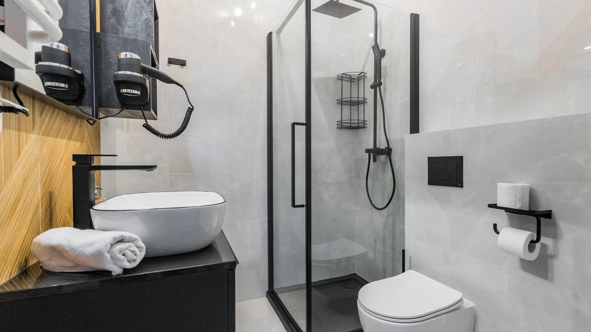 Doki Studio Montownia By Grand Apartments Gdańsk