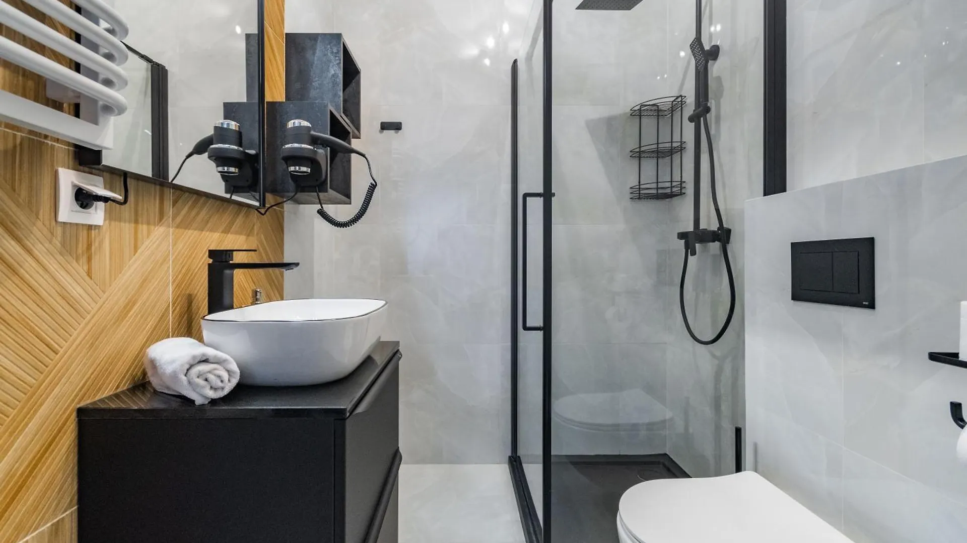 Doki Studio Montownia By Grand Apartments Gdańsk
