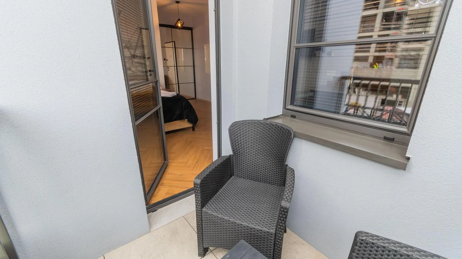 Doki Studio Montownia By Grand Apartments Gdańsk